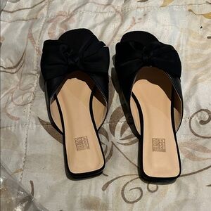 Stylish Black Bow Mules